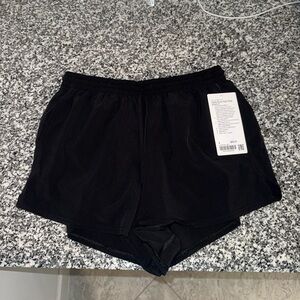 NWT Lululemon Pace Rival Short 3” Black - Size 8